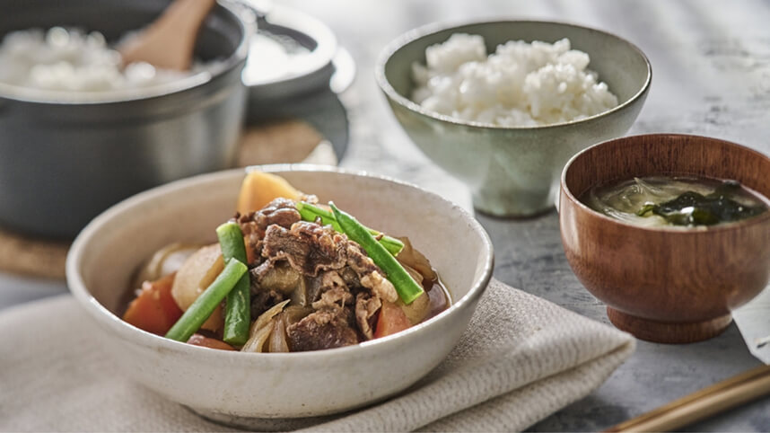 基本の肉じゃが鍋炊きごはん＆おみそ汁
