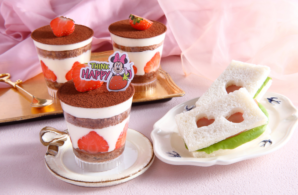 ミニーマウス/いちごのクリーミーティラミス