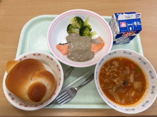 【ABC開発メニュー】さけステーキ きのこクリームソース