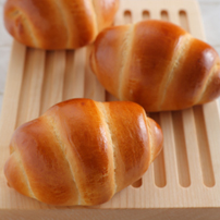 7(I)ミルクバターロール