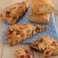 15. 2種のスコーン ～クランベリーショコラ・チーズ～