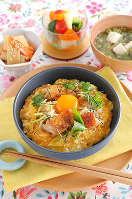 我が家の定番！親子丼定食