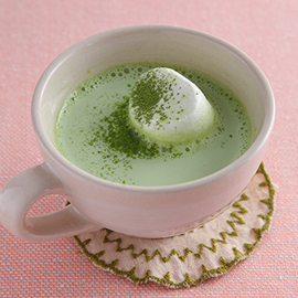 夏のカフェタイムにおすすめ！抹茶ラテは夏冷えの味方♪