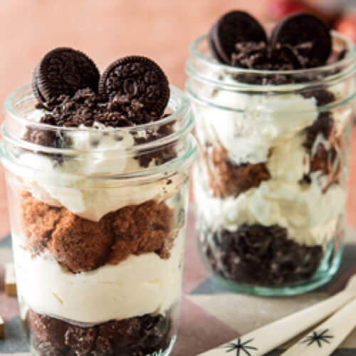 クッキークリームのジャーケーキ