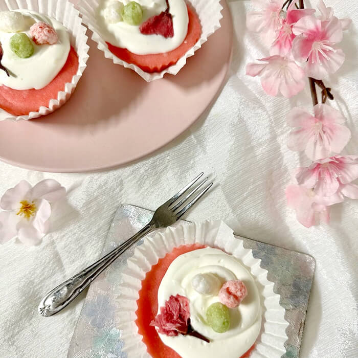 米粉のひなまつりカップケーキ