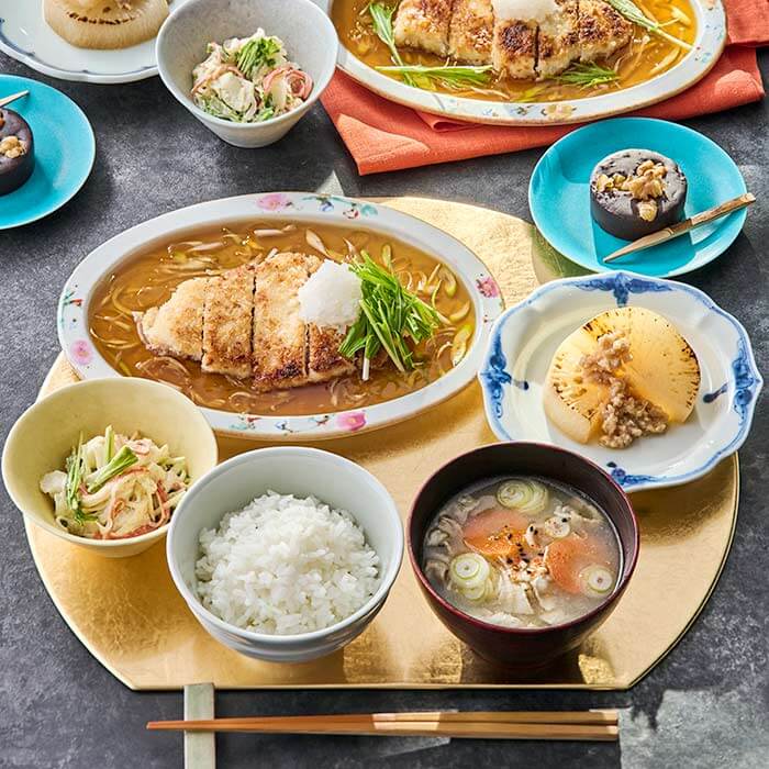 こだわりの鶏カツみぞれ仕立て御膳